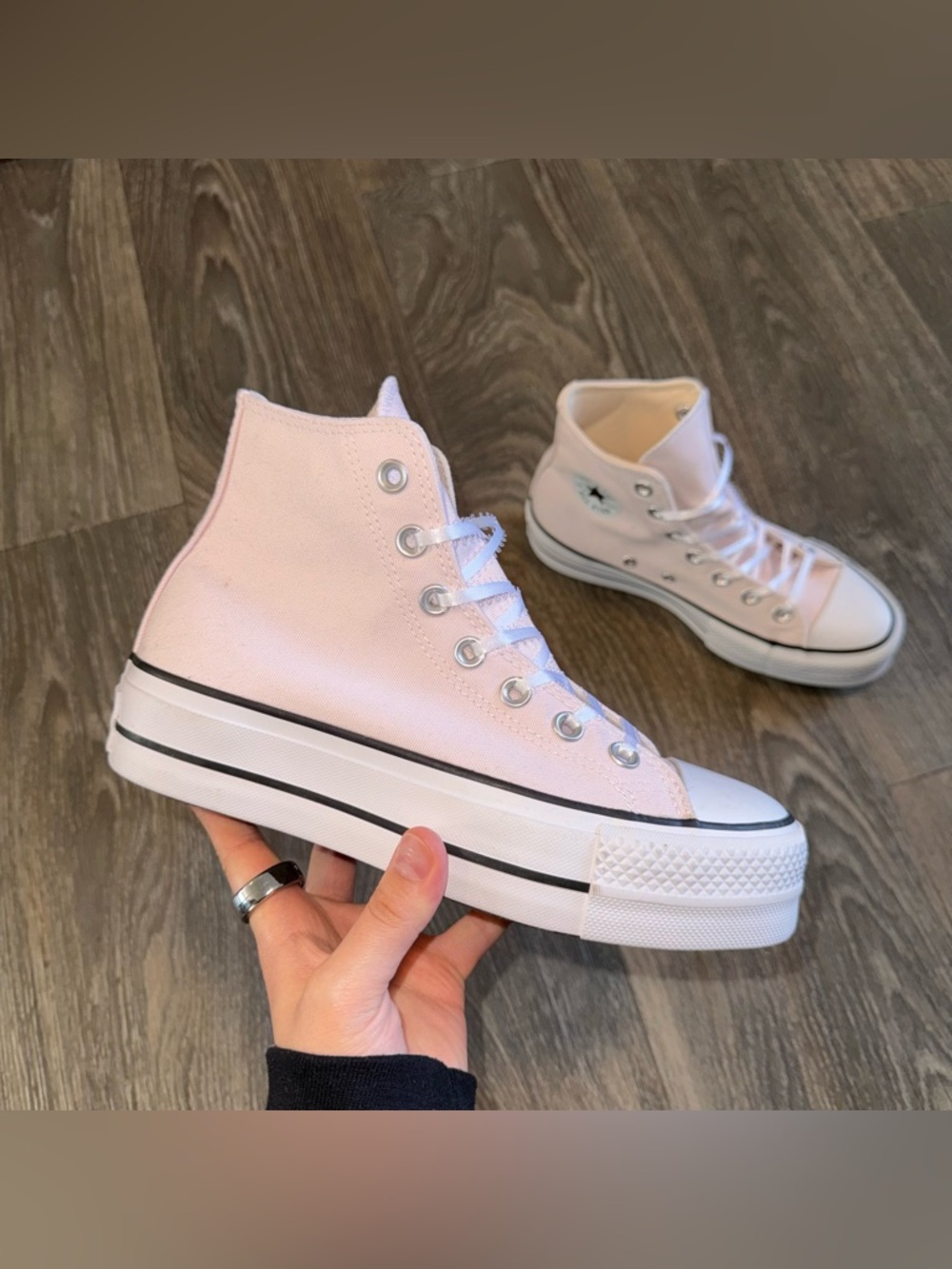 |SOLD| *NWOT* converse chuck taylor all star platform high top in “decade pink”